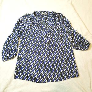 Banana Republic Small Arrow Pattern Button Blouse